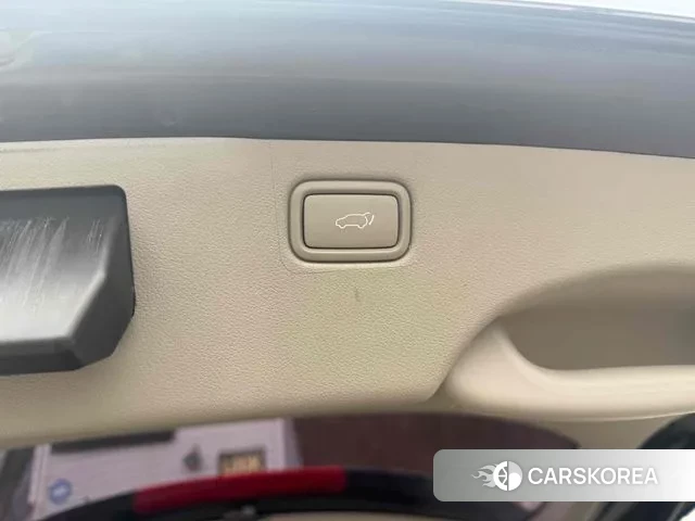 Kia All New Carnival id 3602392 из Кореи 9