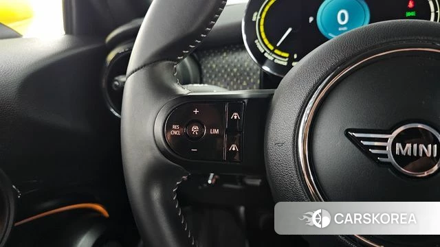 Mini Cooper Electric id 3859410 из Кореи 9