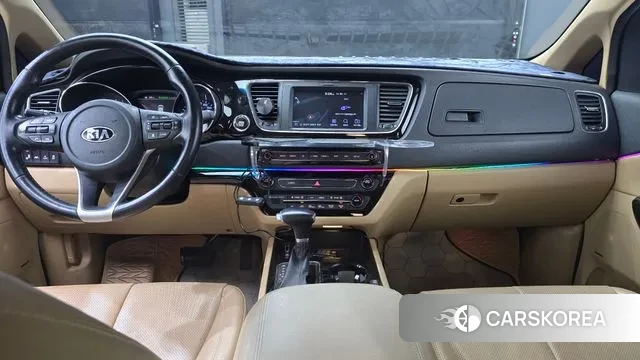 Kia The New Carnival id 3568437 из Кореи 9