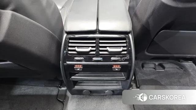 BMW 5 Series (G30) id 3302534 из Кореи 9