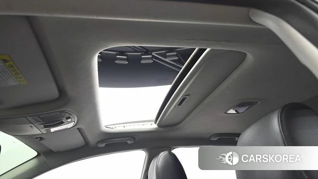 Kia Stonic id 4188680 из Кореи 9