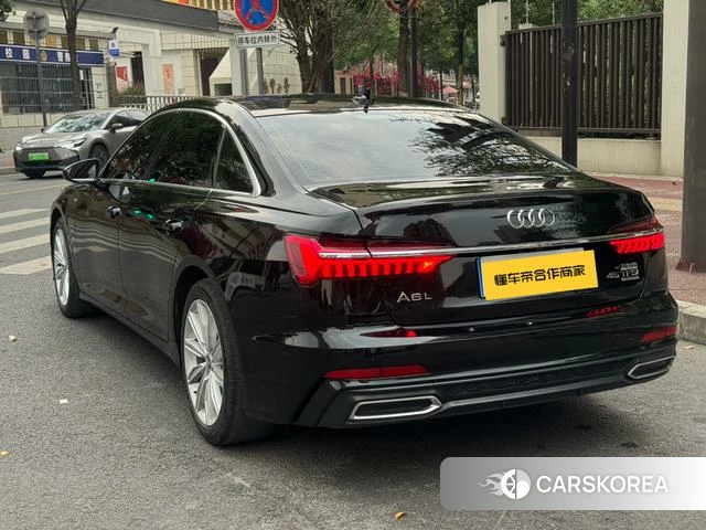 Audi A6L id 4314457 из Китая 9
