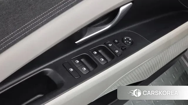 Hyundai Avante Hybrid (CN7) id 3488159 из Кореи 9