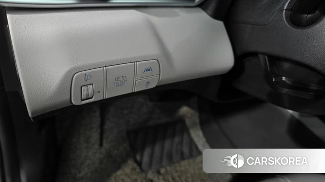 Hyundai Avante Hybrid (CN7) id 4899899 из Кореи 9