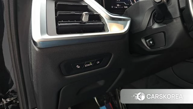 BMW X6 (G06) id 4880079 из Кореи 9