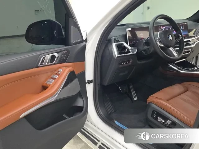 BMW X7 (G07) id 3689433 из Кореи 9