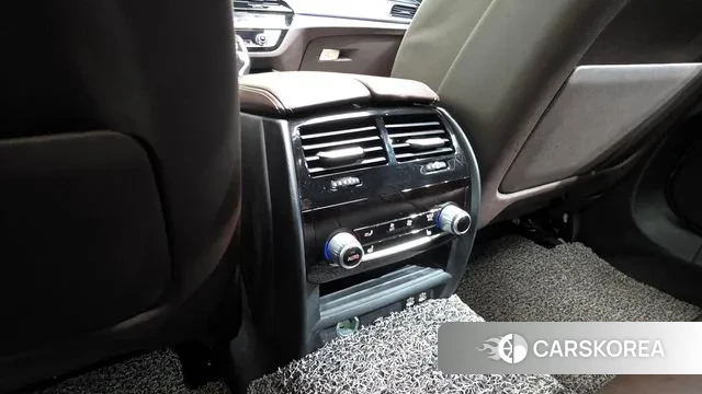 BMW 5 Series (G30) id 3024075 из Кореи 9