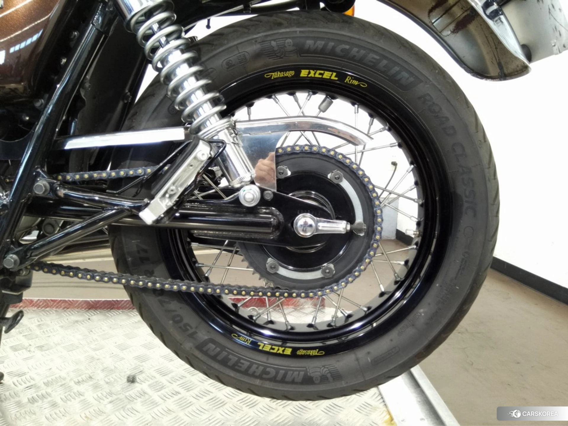 Yamaha SR 400 id 4373643 из Японии 9