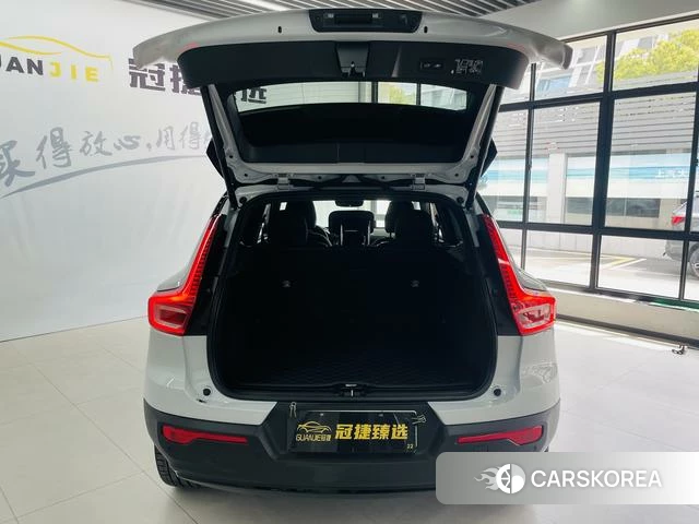 Volvo XC40 EV id 4238850 из Китая 9