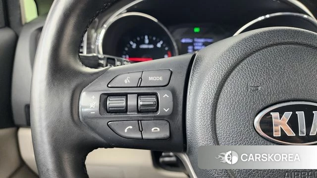 Kia The New Carnival id 4586849 из Кореи 9
