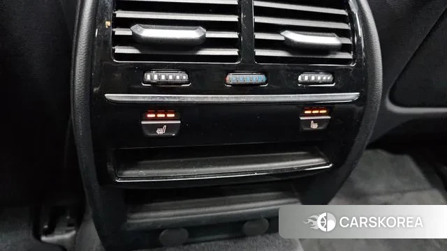 BMW 5 Series (G30) id 3547115 из Кореи 9