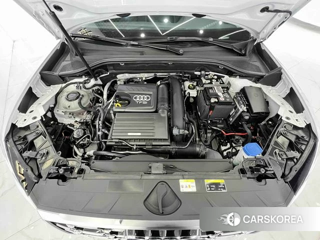 Audi Q2L id 4329037 из Китая 9