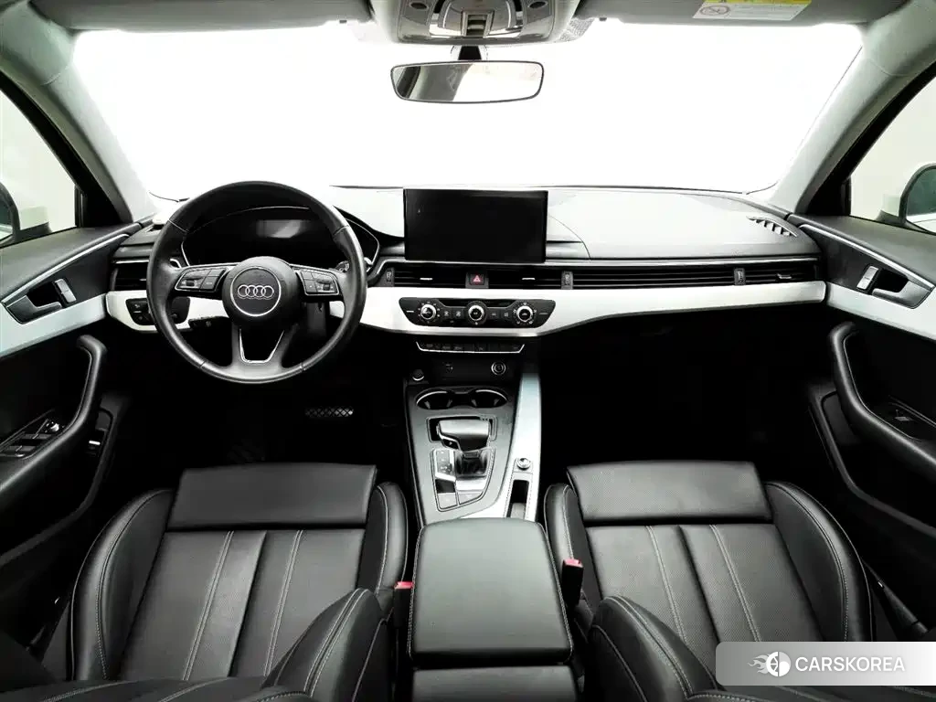 Audi A4L id 4622368 из Китая 9