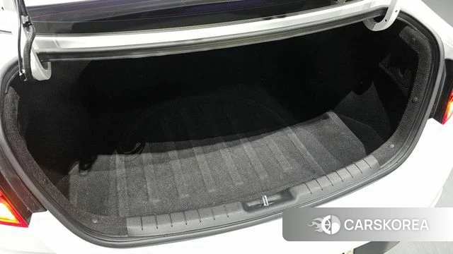 Hyundai The New Avante AD id 3942618 из Кореи 9