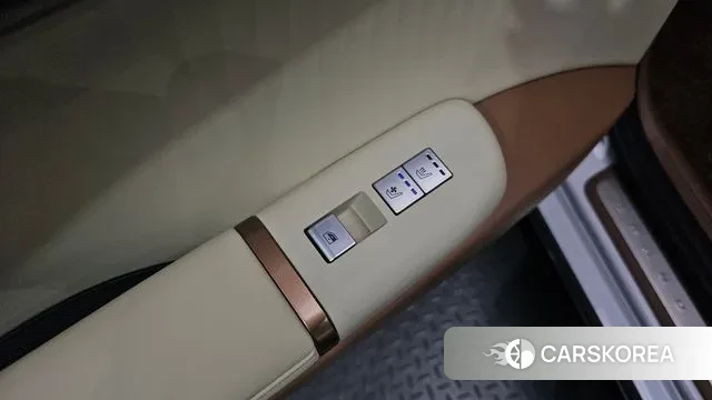 Hyundai Grandeur (GN7) id 3399902 из Кореи 9