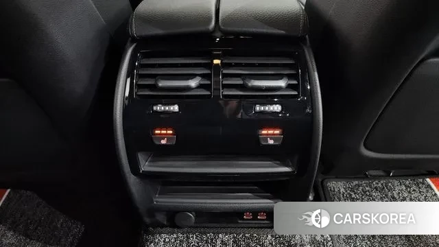 BMW 5 Series (G30) id 3354471 из Кореи 9