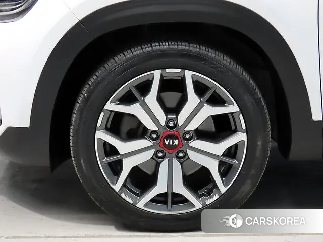 Kia Seltos id 3694978 из Кореи 9