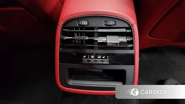 Maserati Quattroporte id 3484036 из Кореи 9