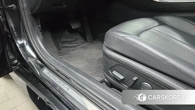 Hyundai Sonata (DN8) id 3556459 из Кореи 9