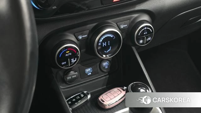 Hyundai Venue id 3820478 из Кореи 9