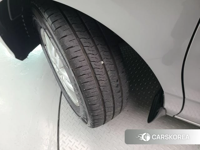 Hyundai The New Grand Starex id 4568224 из Кореи 8