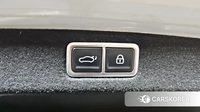 Hyundai Grandeur (GN7) id 3467540 из Кореи 9