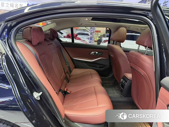 BMW 3 series id 3890763 из Китая 9