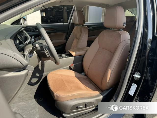 Buick Regal id 3920807 из Китая 9