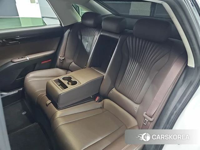 Hyundai Grandeur (GN7) id 3856450 из Кореи 9