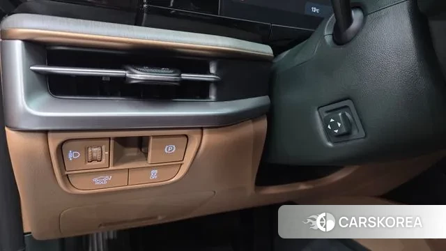 Hyundai Grandeur (GN7) id 3452472 из Кореи 9