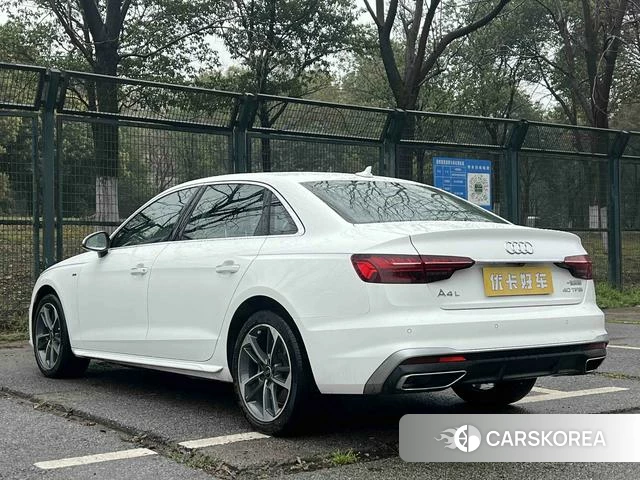 Audi A4L id 4290433 из Китая 9