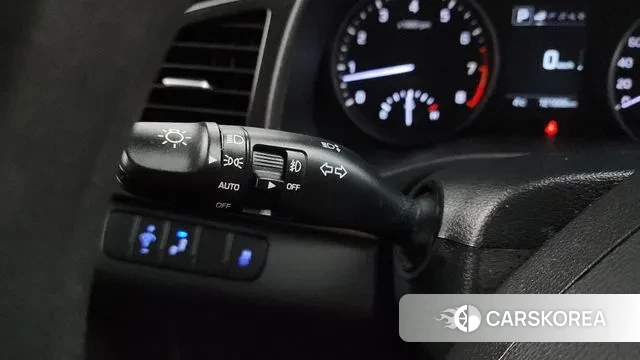 Hyundai Avante AD id 3651945 из Кореи 9