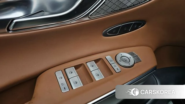 Genesis GV70 id 4433117 из Кореи 9