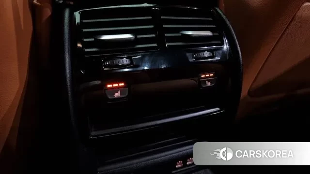 BMW 5 Series (G30) id 3012043 из Кореи 9