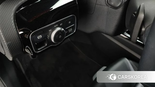 Mercedes-Benz A-Class W177 id 4224050 из Кореи 9