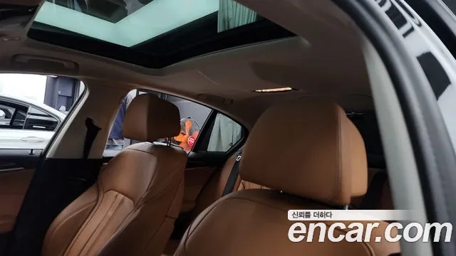 BMW 5 Series (G30) id 2880667 из Кореи 9