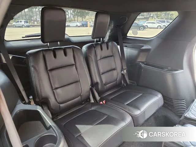 Ford Explorer id 3766352 из Кореи 9