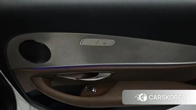 Mercedes-Benz E-Class W213 id 2981473 из Кореи 9