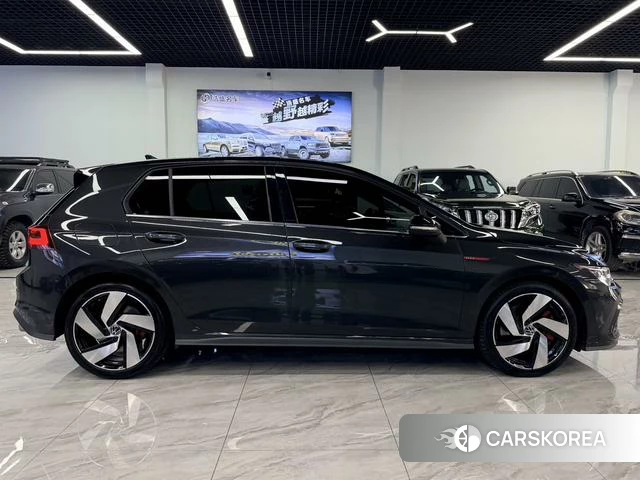 Volkswagen Golf GTI id 4199028 из Китая 9