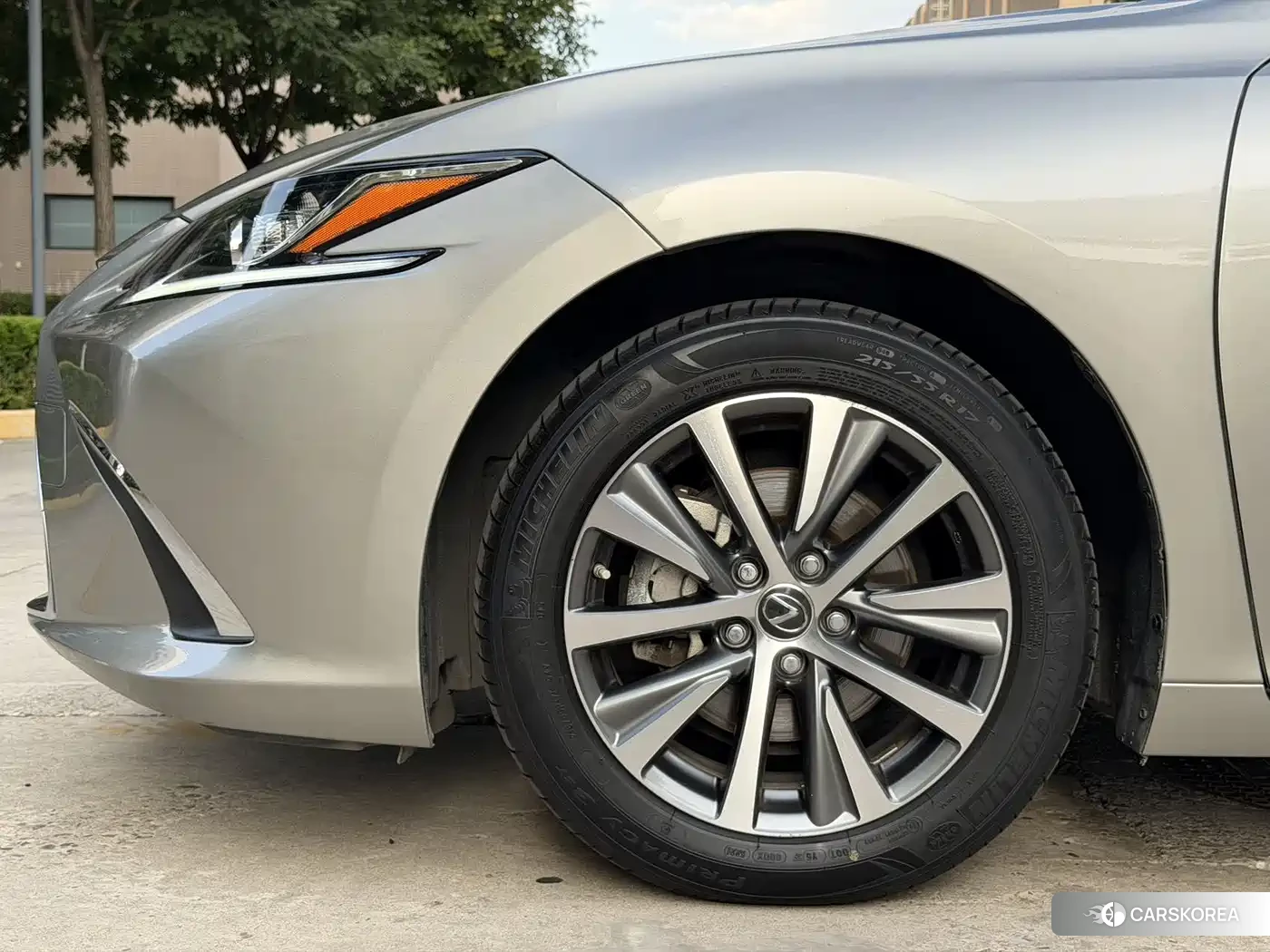 Lexus ES id 4576836 из Китая 9