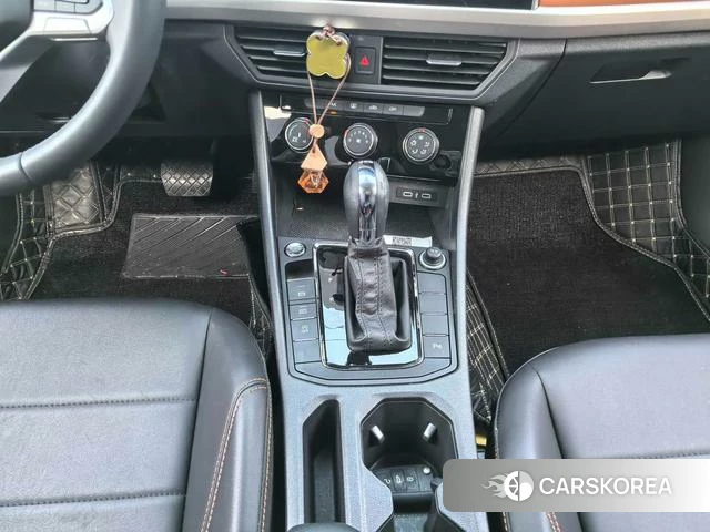 Volkswagen Bora id 4257715 из Китая 9