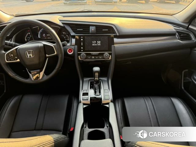 Honda Civic id 4276714 из Китая 9