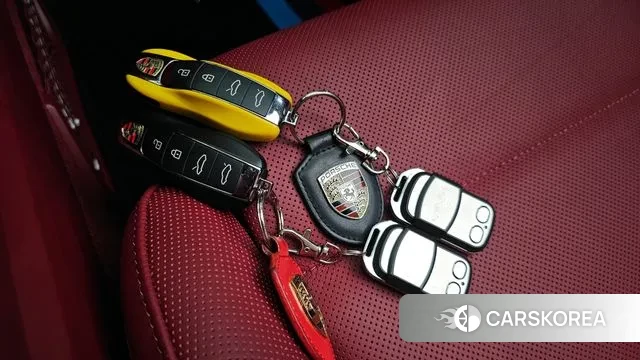 Porsche 718 Boxster id 3577144 из Кореи 9