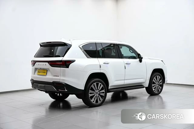 Lexus LX id 4276738 из Китая 9