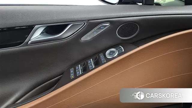 Genesis G80 (RG3) id 3616090 из Кореи 9