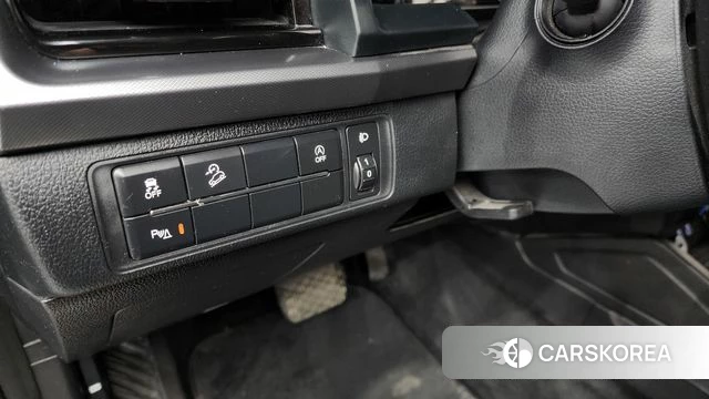 Ssangyong The New Rexton Sports Cannes id 4381640 из Кореи 9