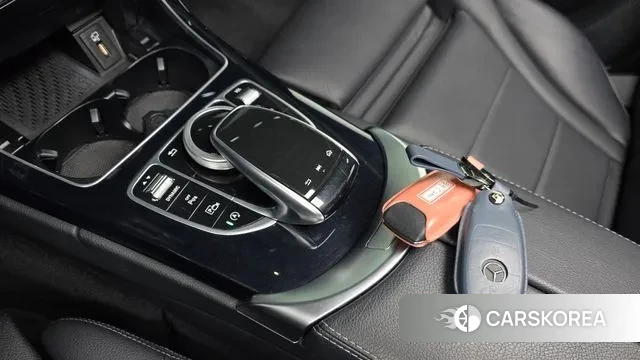 Mercedes-Benz C-Class W205 id 3778595 из Кореи 9