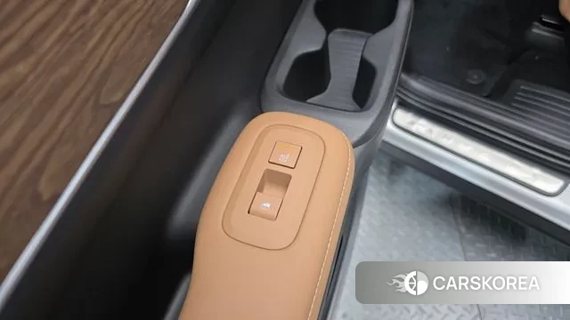 Hyundai Santa Fe (MX5) id 3517867 из Кореи 9