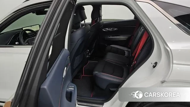 Genesis GV70 id 3236863 из Кореи 9