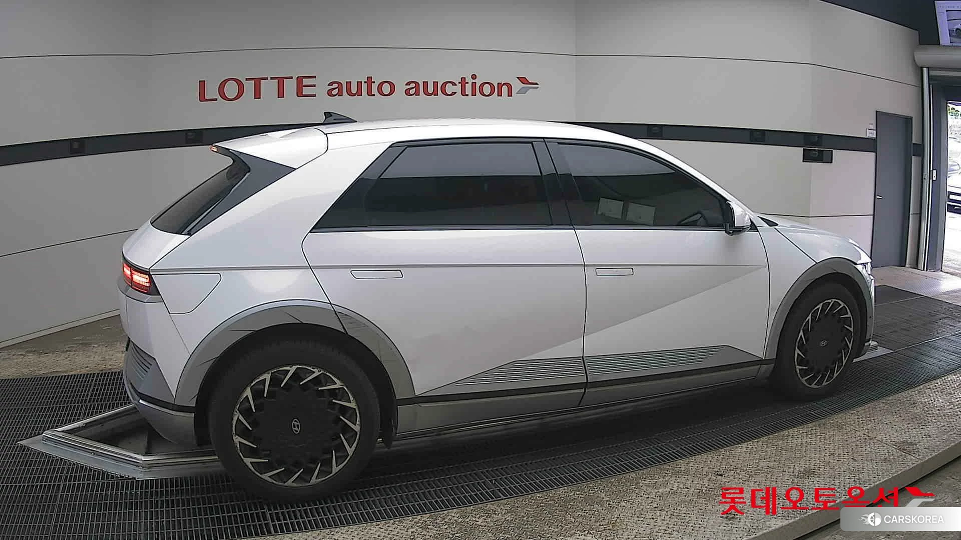 Hyundai IONIQ 5 id 3869259 из Кореи 9